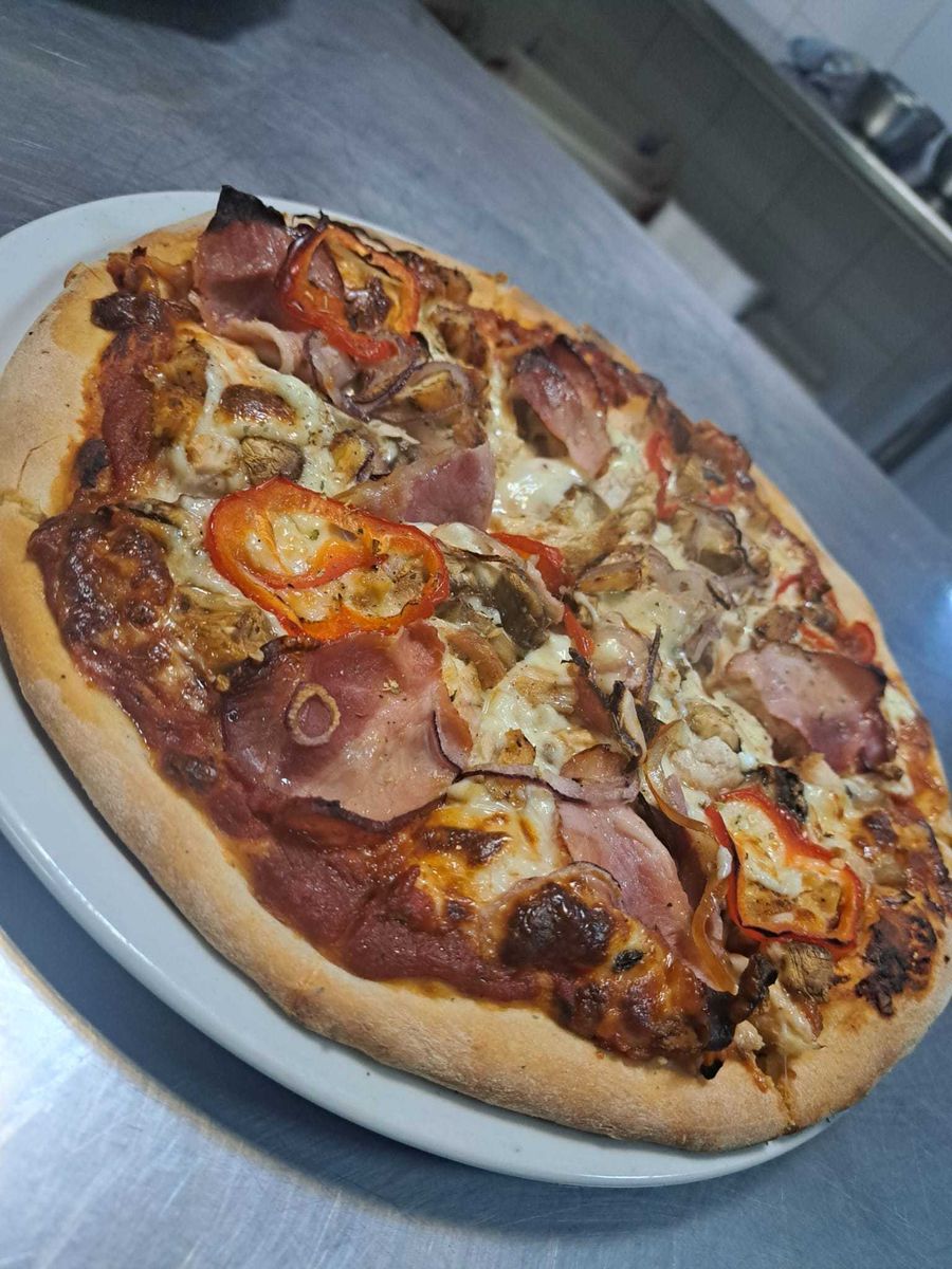 Pizza La Familia